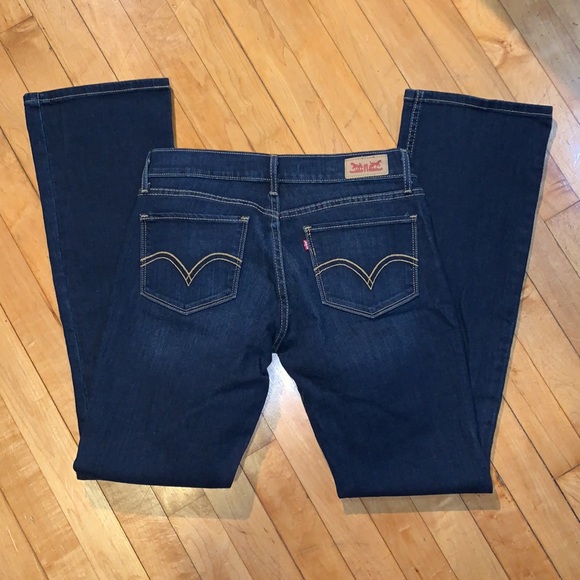 Levi’s Jeans - Picture 4 of 10